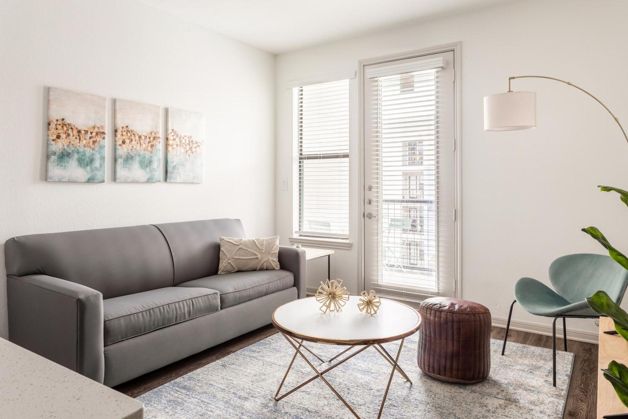 Kasa Frisco Bridges Dallas Room photo