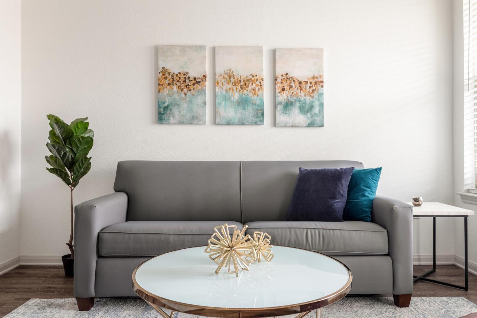 Kasa Frisco Bridges Dallas Room photo