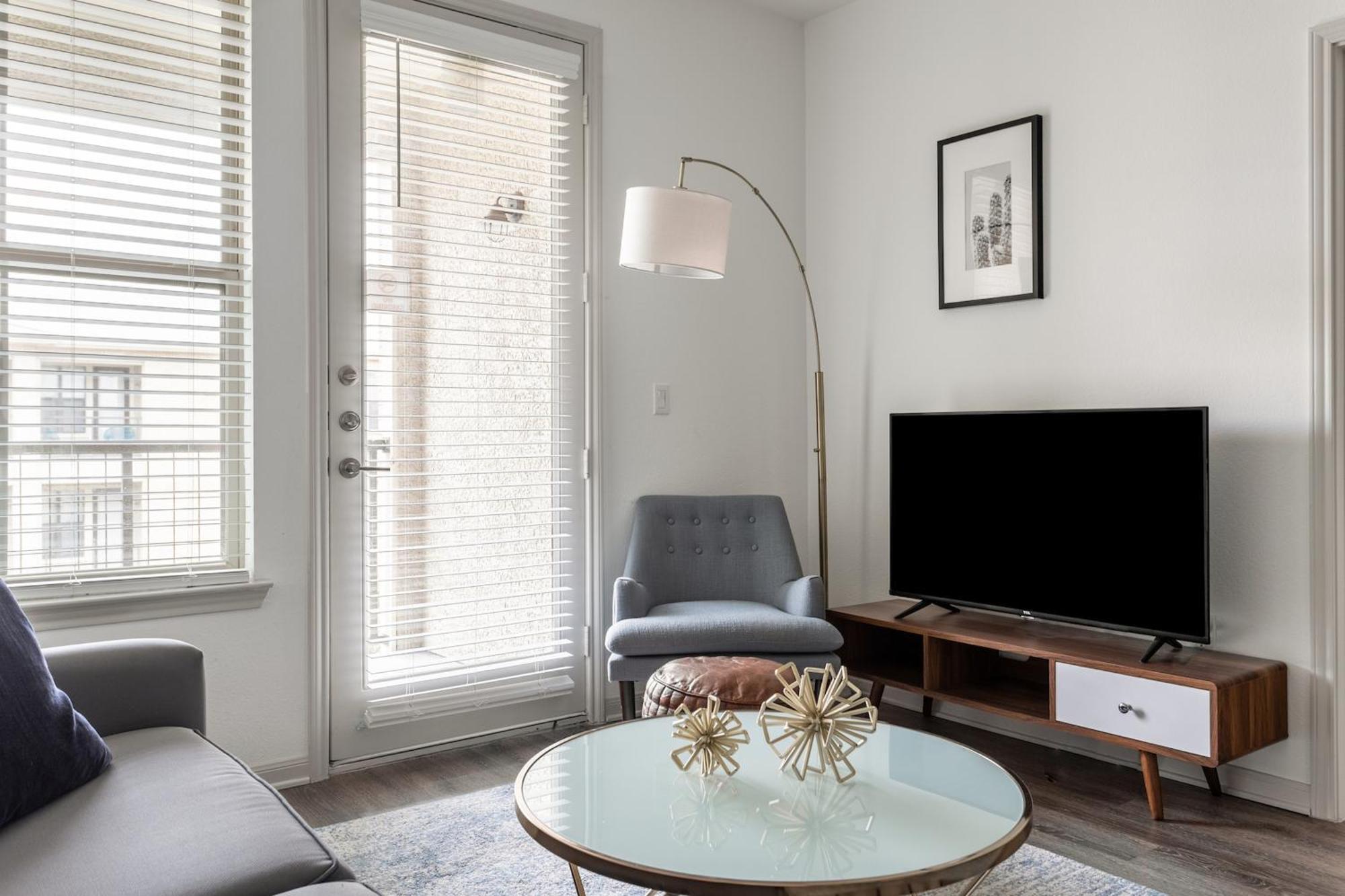 Kasa Frisco Bridges Dallas Room photo